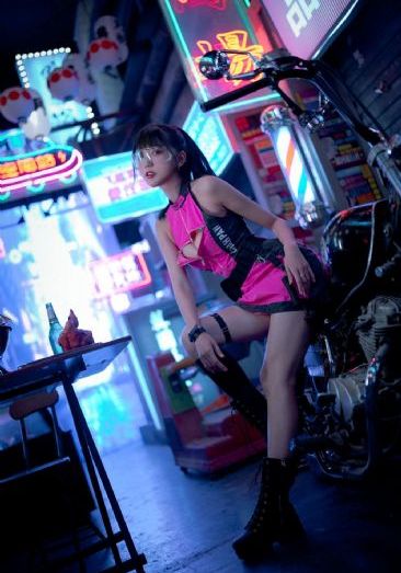 三级黄18岁以下_720视频大全
