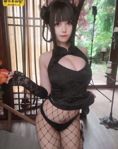 欧美风穿搭女_超清电影完整版在线观看