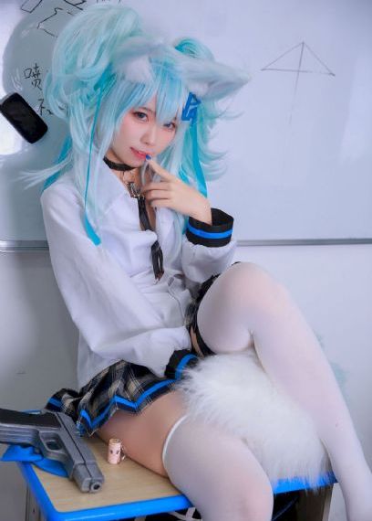 欧美美胸皇后_高清完整版