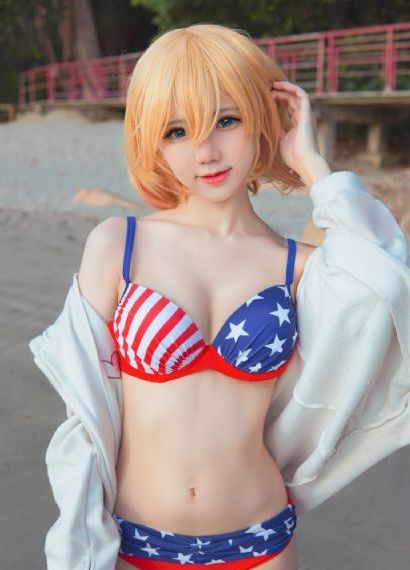 欧美丝袜小女孩_2022在线观看