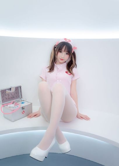 欧美朋友圈背景图多人_免费追剧在线观看