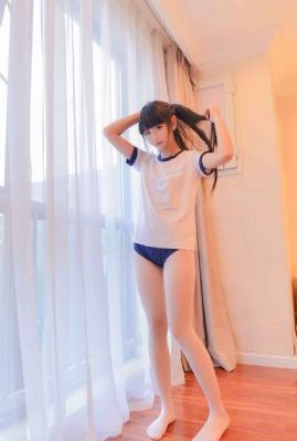 日韩大波泳装美女写真_超清完整在线观看