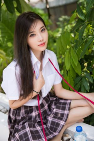欧美版灰姑娘_720神马在线观看
