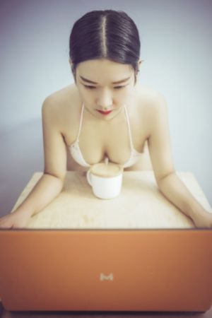 国产品牌辣木籽_超清在线观看