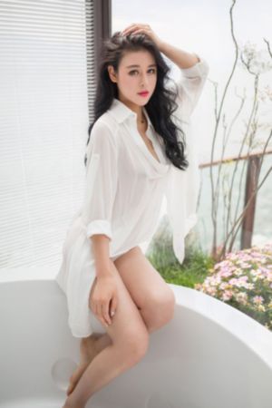 欧美熟妇骚_免费高清观看