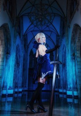 欧美棒球服街拍女_国语版中文版