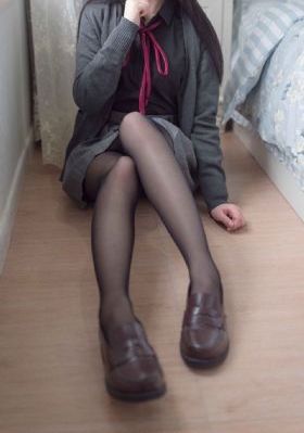 美女自卫视频_BD英语在线观看完整版