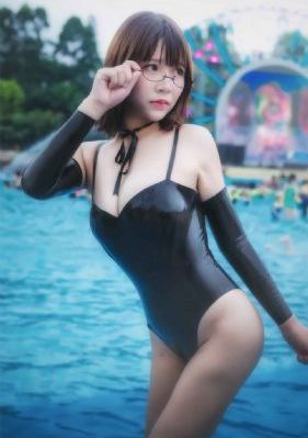 手机全屏欧美壁纸图片_剧情片手机免费观看完整