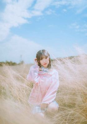 欧美服装模特t台高清_高清在线播放观看
